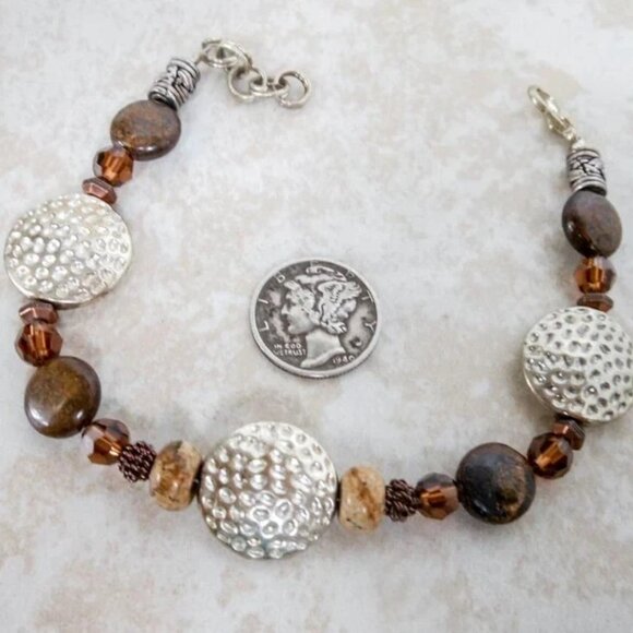 Boho Brown Beaded Bracelet w/ Hammered Silver Tone Discs Adjustable - Picture 3 of 5
